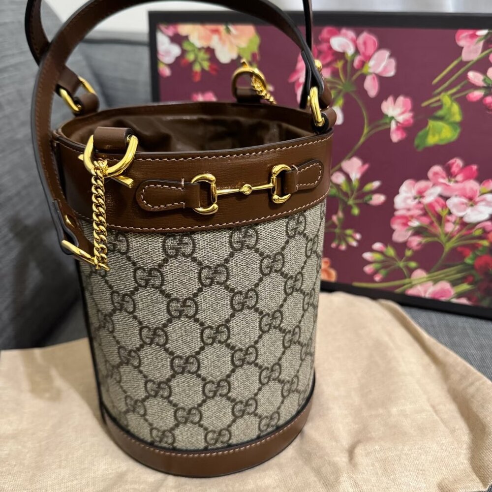Gucci bags are new, trendy and versatile, interpreting high-end fashion attitude